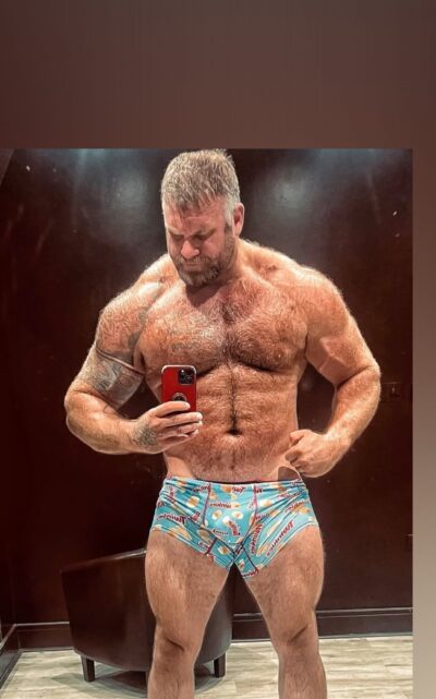 Photo of Oz, creator on OnlyFans with exclusive content