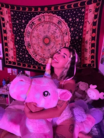 Photo of nymphie🫧, creator on OnlyFans with exclusive content
