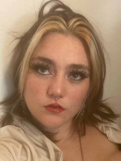 Photo of Mary, creator on OnlyFans with exclusive content