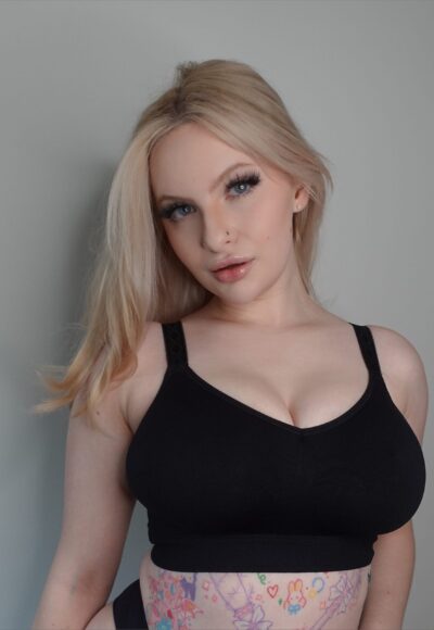 Kit Farrin 💖 – VIP