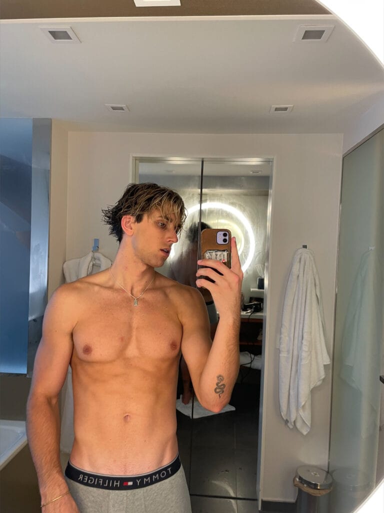 Photo of ChaseCarterFREE, creator on OnlyFans with exclusive content