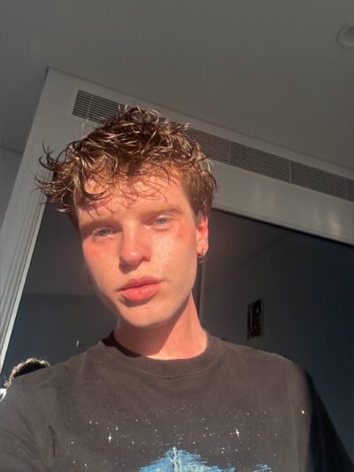 Cam