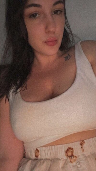 Photo of 🤍, creator on OnlyFans with exclusive content
