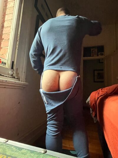 Photo of Azza, creator on OnlyFans with exclusive content