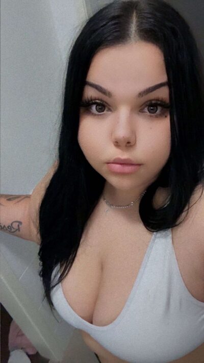 Photo of 𝐈𝐍𝐊𝐄𝐃 𝐁𝐑𝐀𝐓, creator on OnlyFans with exclusive content